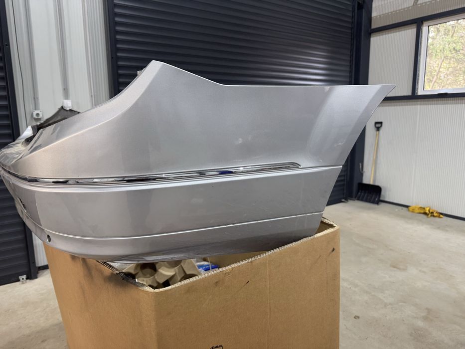 Задна броня mercedes w204 комби