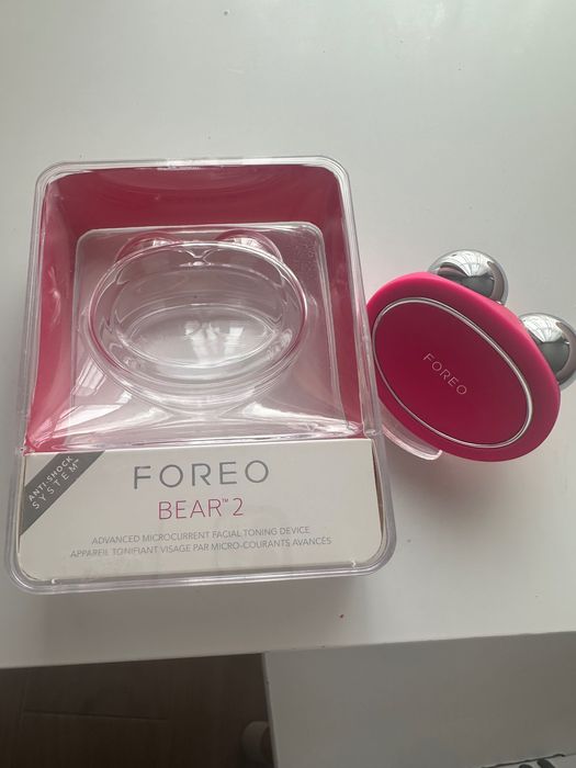Foreo Bear 2 уред за лифтинг на лице с микроток