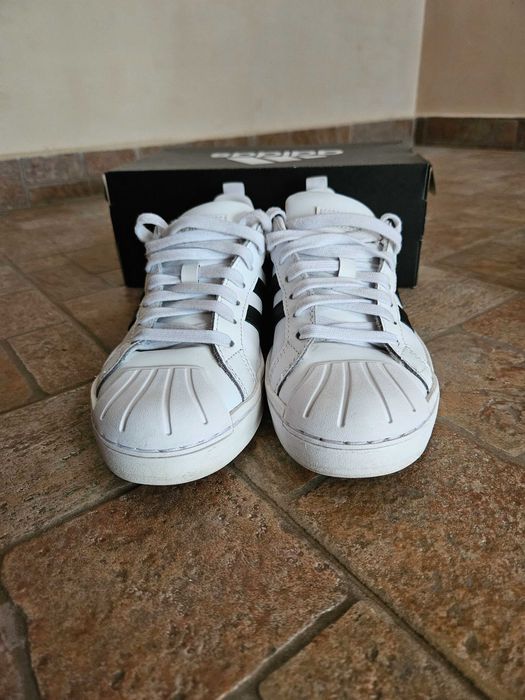 Дамски кецове Adidas ,номер 37 1/3