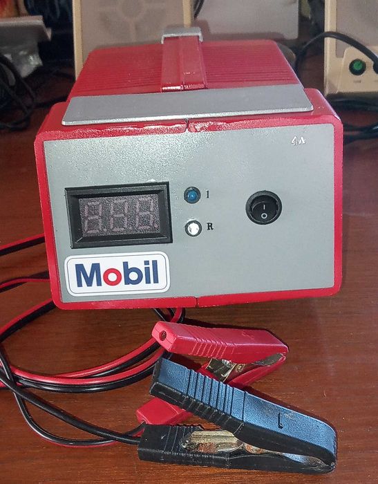 Redresoare / incarcatoare   baterii auto 12V - max 160 Ah