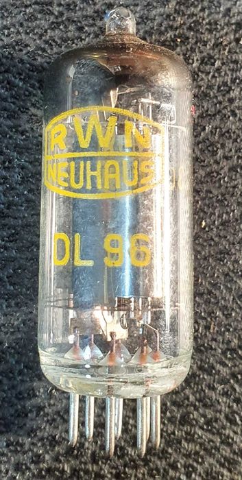 DL 96 si DF 96 tub, lampa