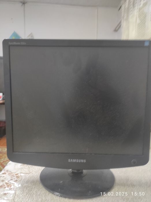 Продам мониторы .