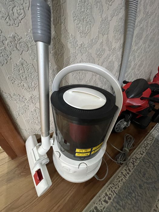 Пылесос Deerma TJ200W белый