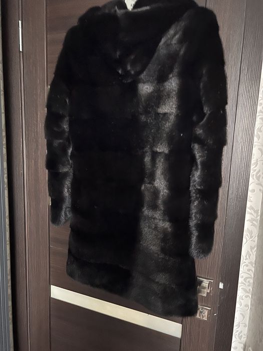 Шуба норковая с капюшоном