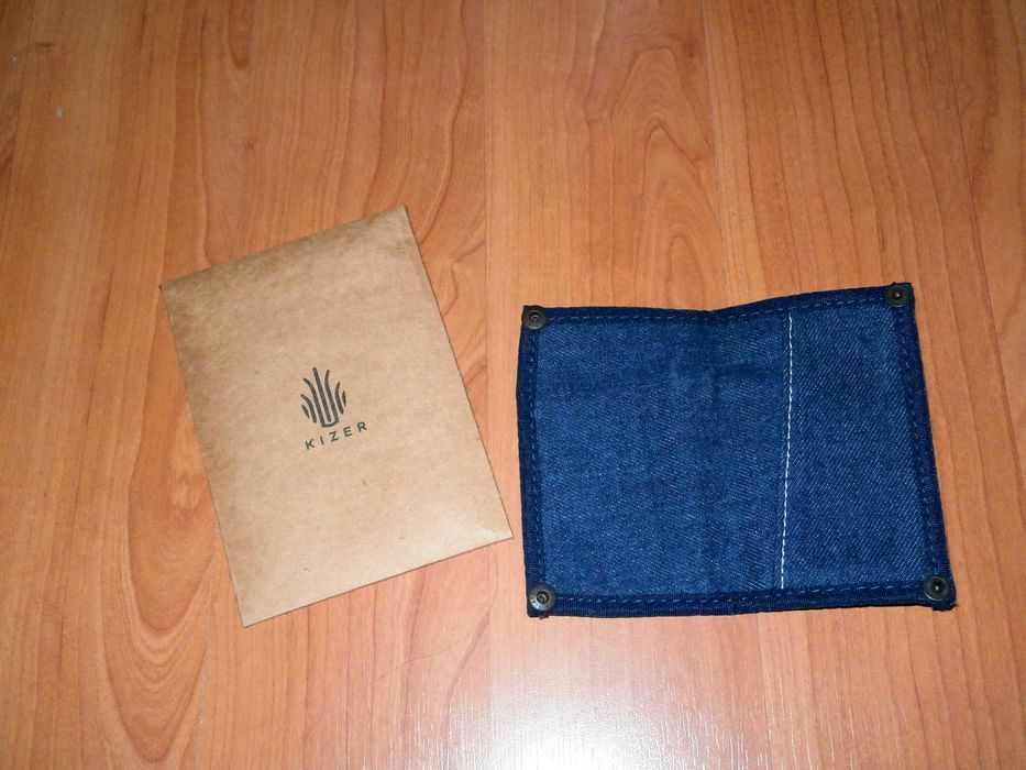 Portofel EDC Kizer Cutlery D002 Denim Wallet (cutite, multitool, etc)