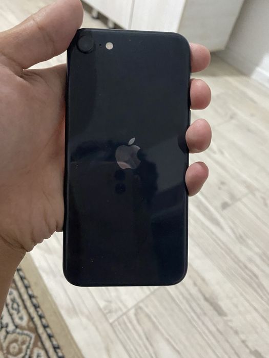 iPhone SE2 срочна