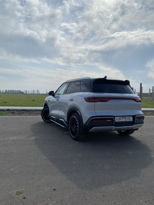 BYD Yuan up Smart