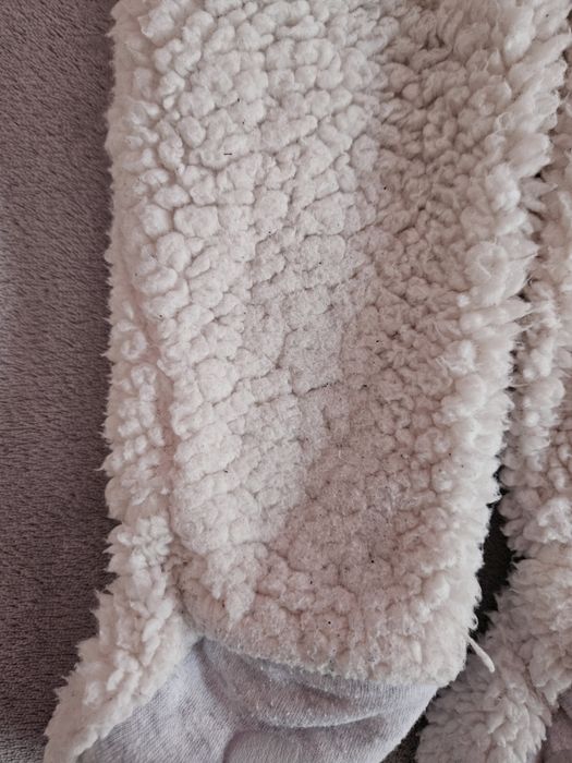 Мъхест гащеризон с ушички Primark / Пухкав космонавт