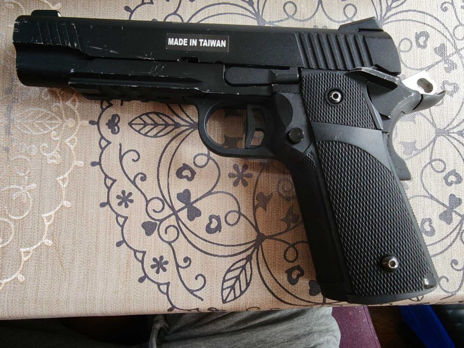 Еърсофт пистолет KJW KP05 (Hi-Capa)