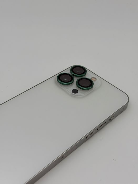 iPhone 13 Pro 128GB Silver / 100% Батерия / Перфектен технически