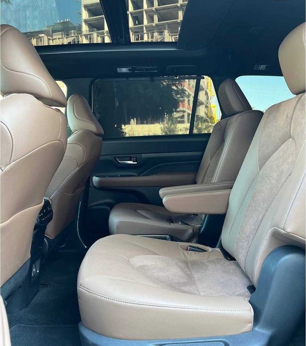 Продается Toyota Grand Highlander Hybrid Мах PLATINUM!