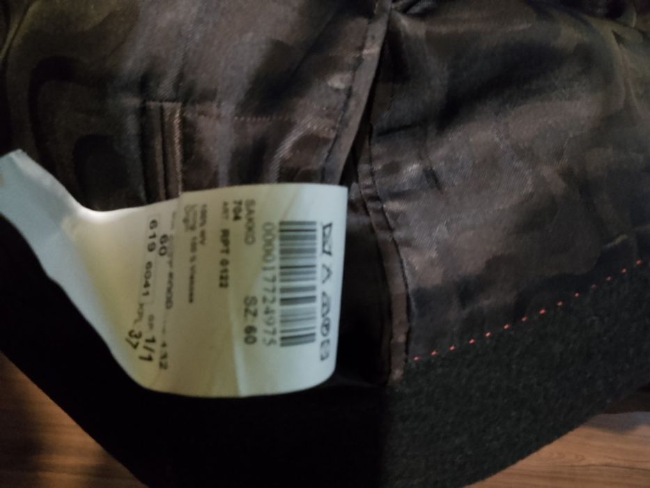 Мъжки костюми, сака якета. Големи номера. При интерес пишете.