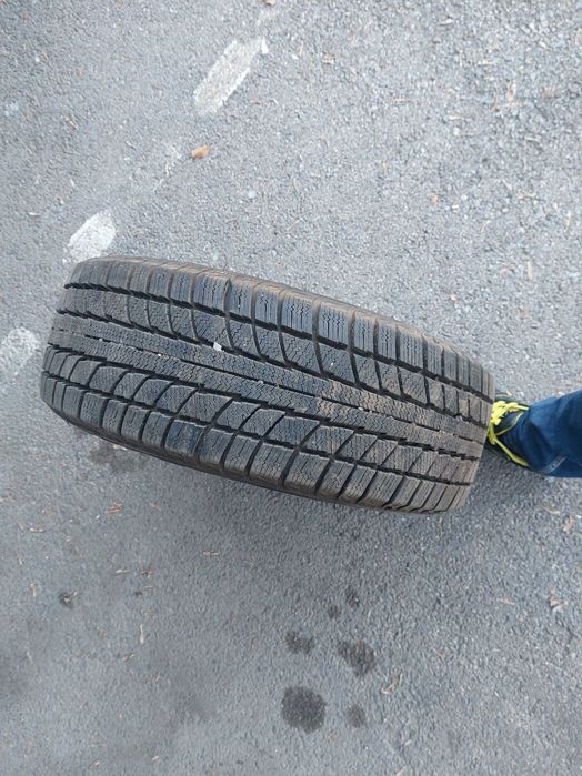 Гуми 205 55 16 зимни