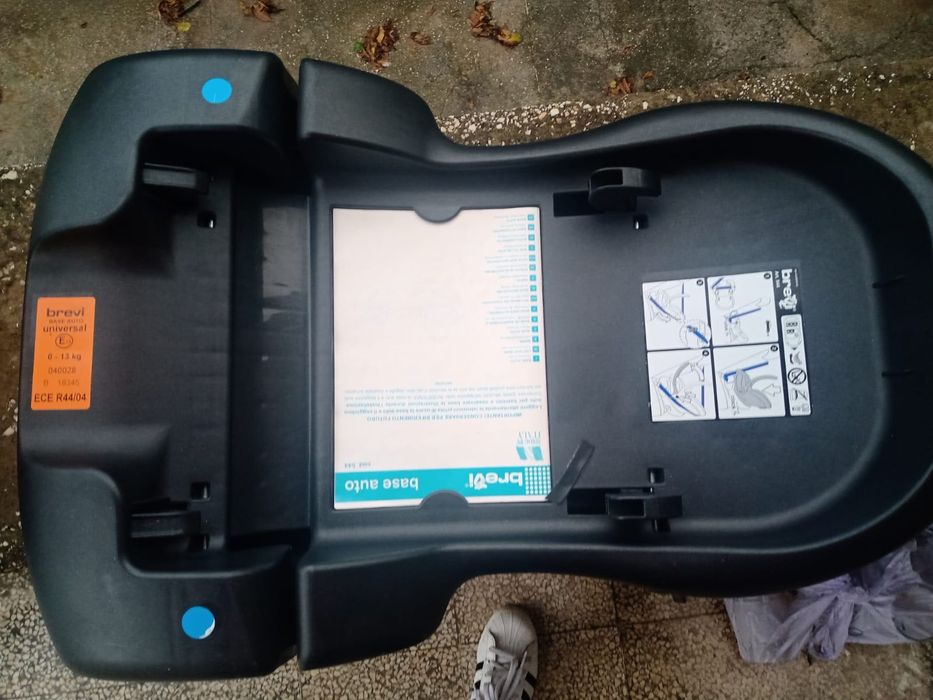 Количка за близнаци марка BREVI.