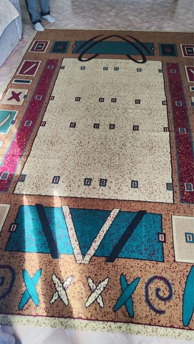 продается ковер 2х3