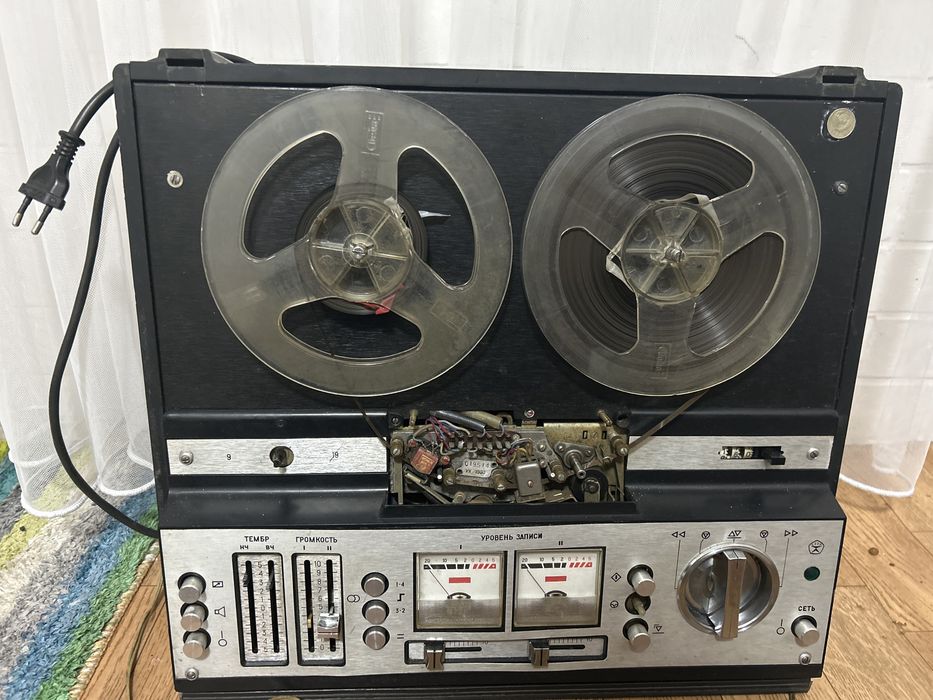 Магнитафон астра 209