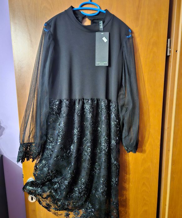 Дамска стилна рокля