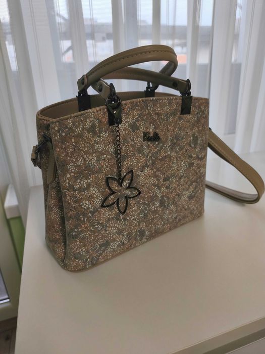 Дамска чанта нова