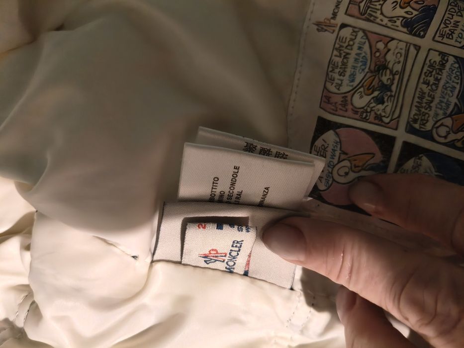 Geacă cu puf Moncler, marime 34, femei