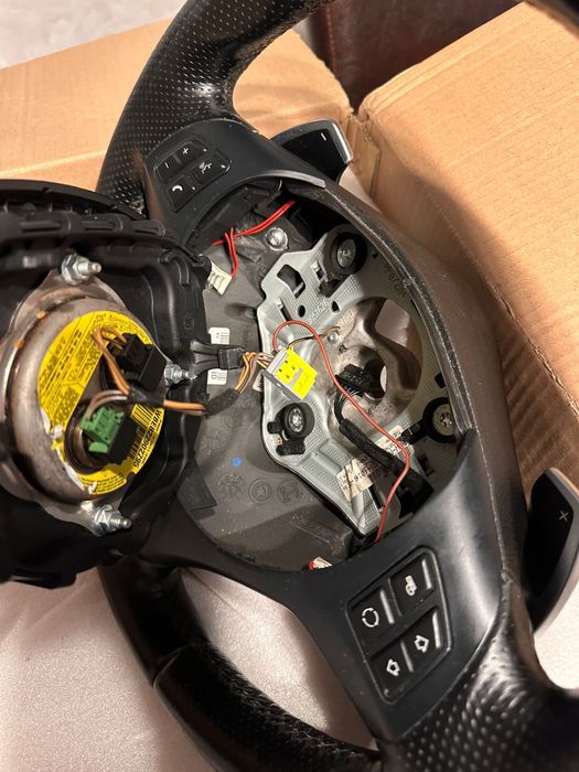 Volan BMW X1 M original, cu padele