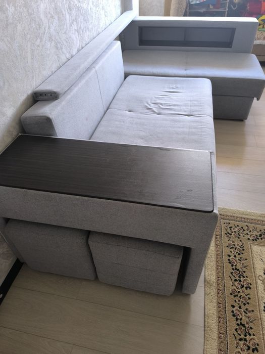 Продается удобный диван