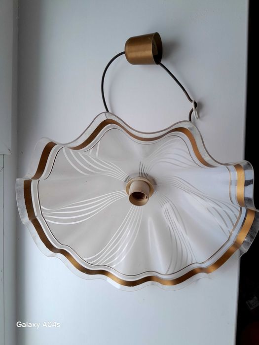 Продается светильник