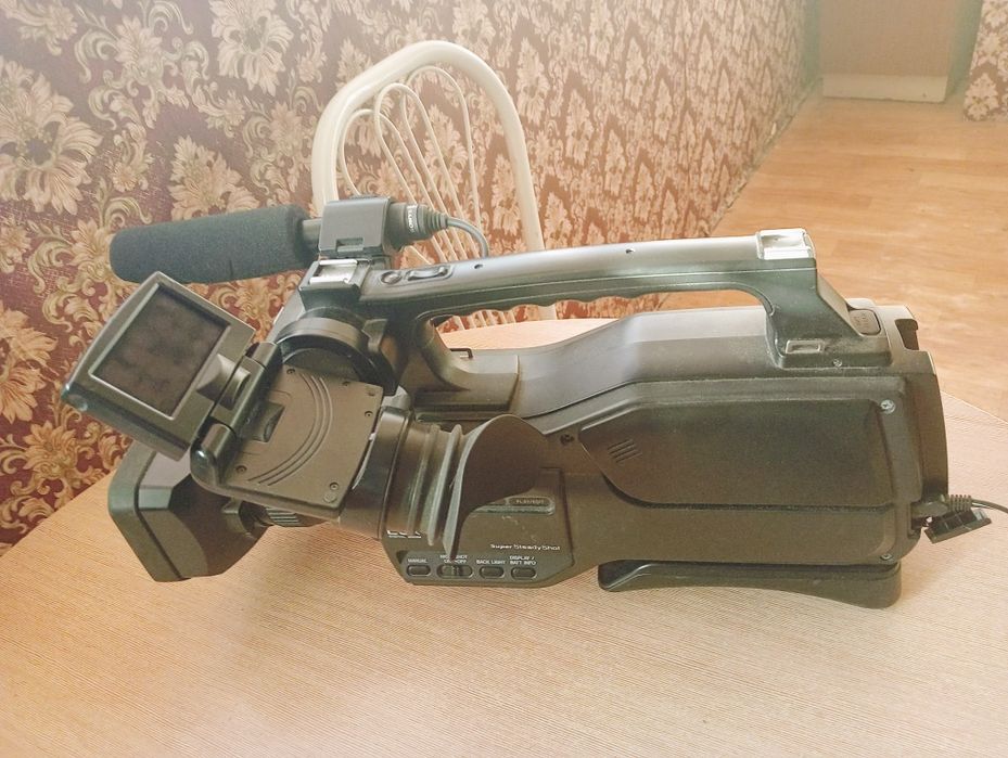 Продаётся видеокамера sony