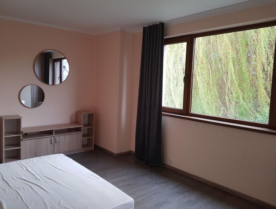 Дава се под наем Двустаен апартамент в Пловдив, Христо Смирненски - 95 кв.м за 400 € - Снимка #4