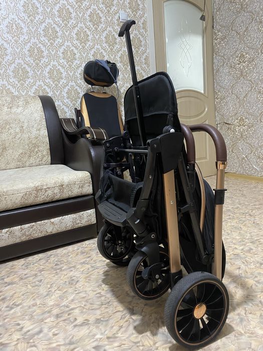 Детская коляска