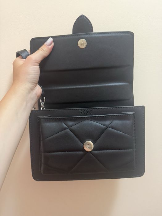Нова дамска чанта PINKO