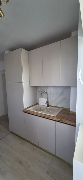 Inchiriez Apartament  2 camere  Tip Studio Metrou Berceni