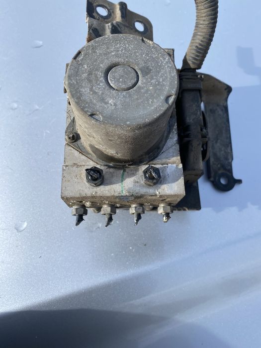 ABS модул-Nissan Qashqai 1.6/J10