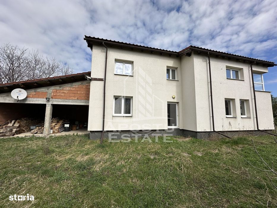 Casa individuala cu 5 camere si garaj, teren 1100 mp, Chisoda