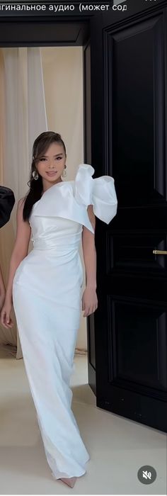 Продам белое платье