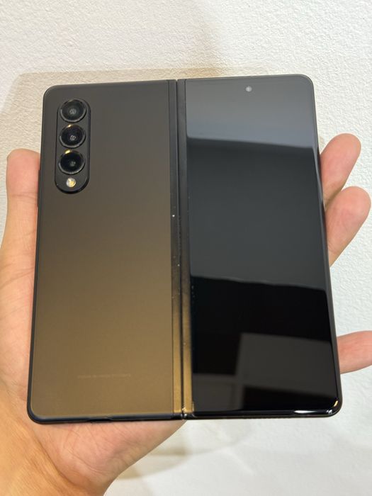 Продам samsung galaxy fold 3 12/512gb