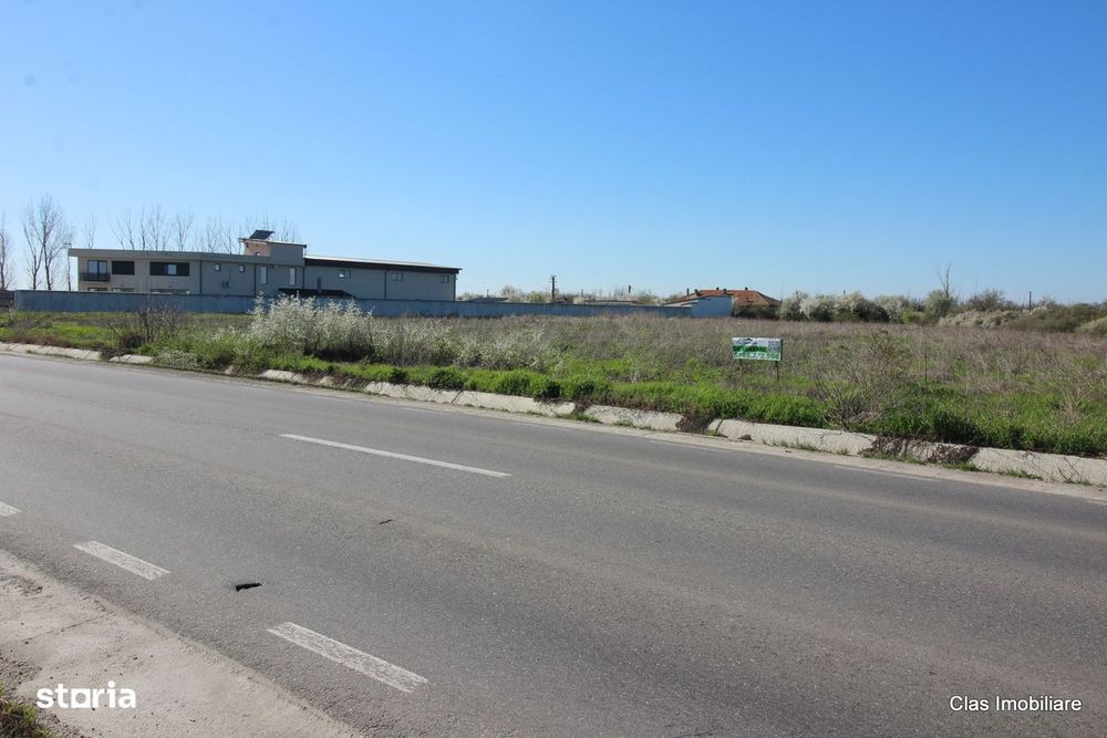 Teren spre Brebeni la strada principala cu deschidere generoasa !!