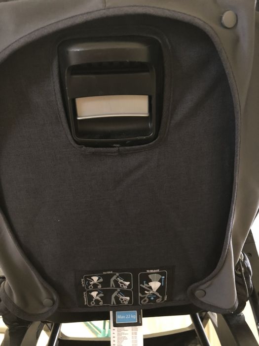 Коляска Inglesina Aptica