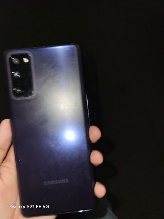 Samsung s20fe 128/8