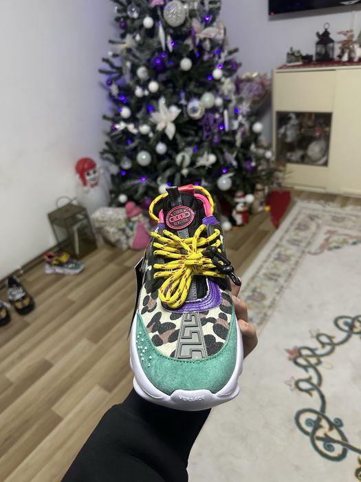 Versace Chain Reaction