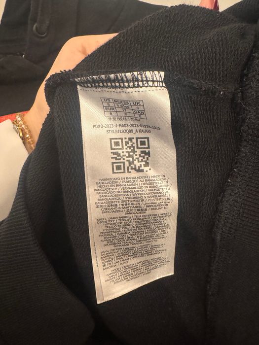 Guess суитшърт 8 год