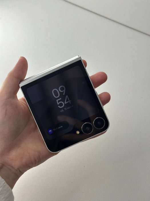 Телефон Samsung Galaxy Z Flip 7 | 0-0-24 Рассрочка | Без % | Baitime