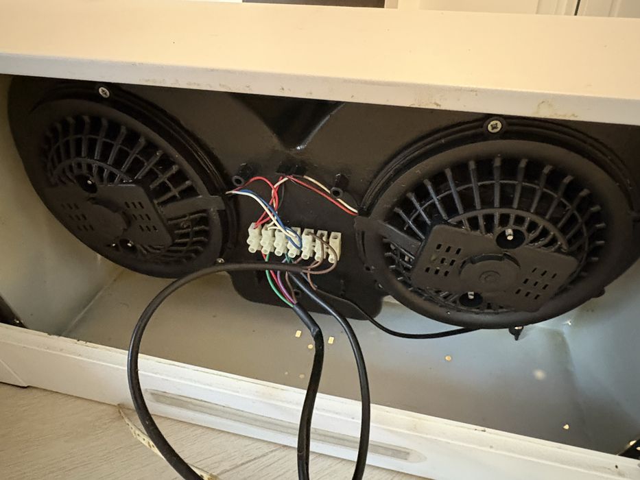 Vand hotă……………..