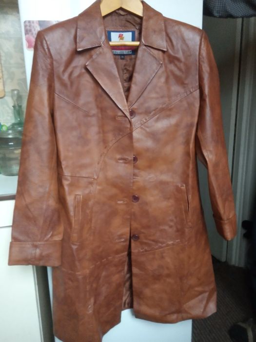 Продам женский плащ