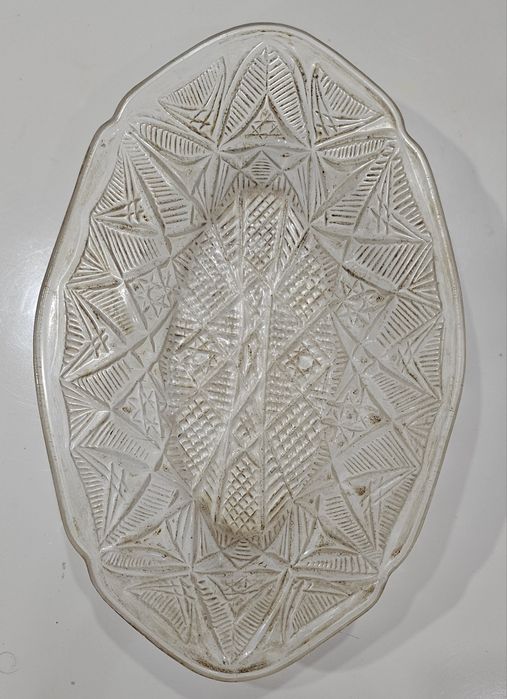 Пиалы и хлебница