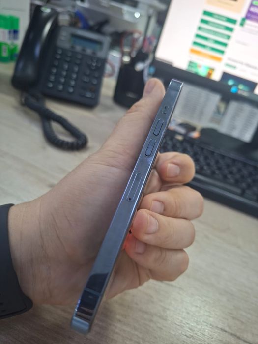 Продам Iphone 13 pro , в идеальном состоянии