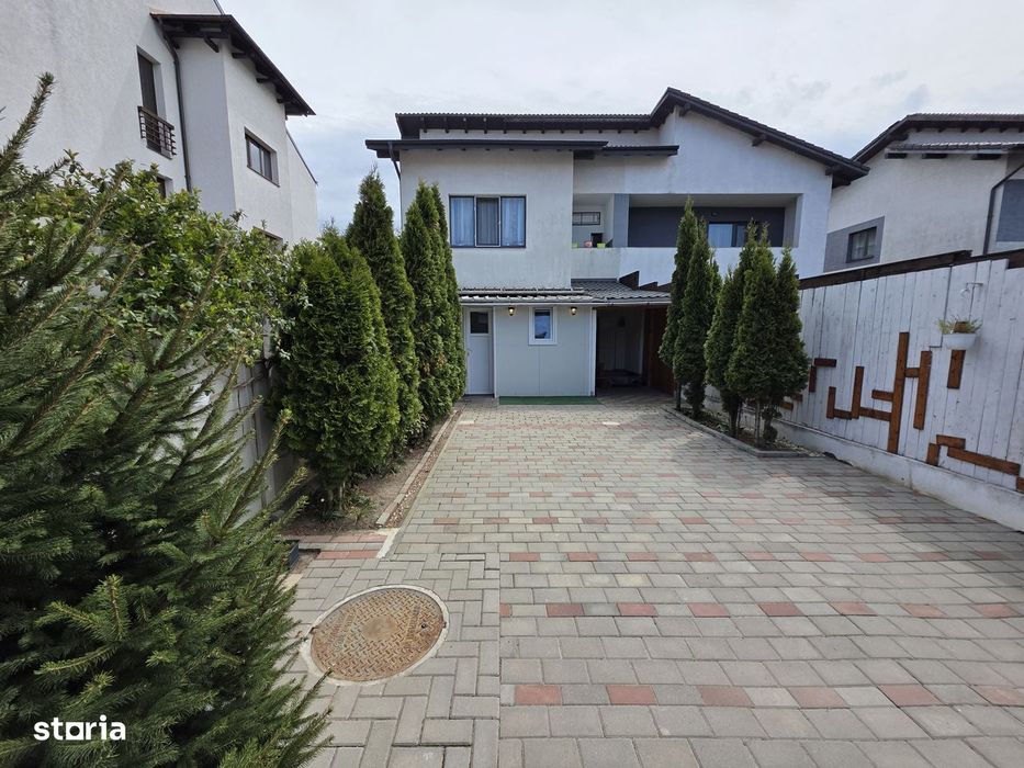 Casa tip duplex Sânpetru