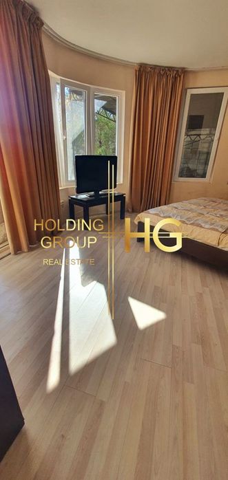 Многостаен в Варна-Чайка площ 202 цена 265000