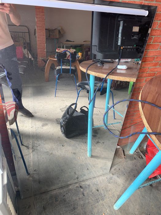 Зеркало б/у но в отличном состоянии