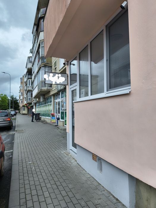 Apartament spațiu comercial în acte parter acces stradal