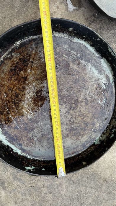 Медни тави и менче